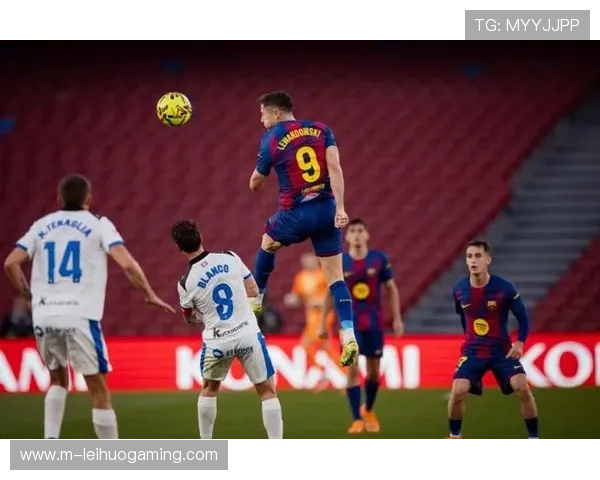 奥萨苏纳3-0完胜阿拉维斯，主场强势全取三分